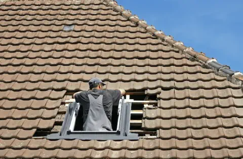 Pose de velux - Chef Boutonne